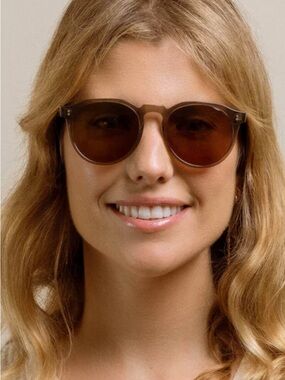 RAEN Remy 52 polarized sunglasses NEW
Unisex